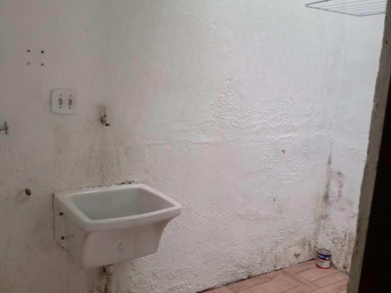 Casa de condomínio à venda Parada XV de Novembro com 64m² e 2 quartos por R$ 250 - 614514708-img-20210906-101629470.jpg