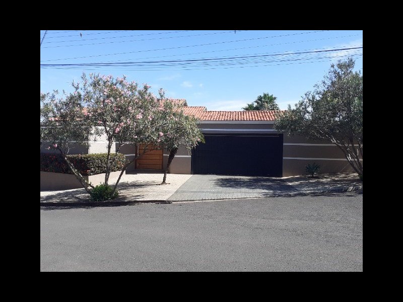 Casa à venda Nova Ourinhos com 260m² e 3 quartos por R$ 650.000 - 1638696900-foto-casa2.jpg
