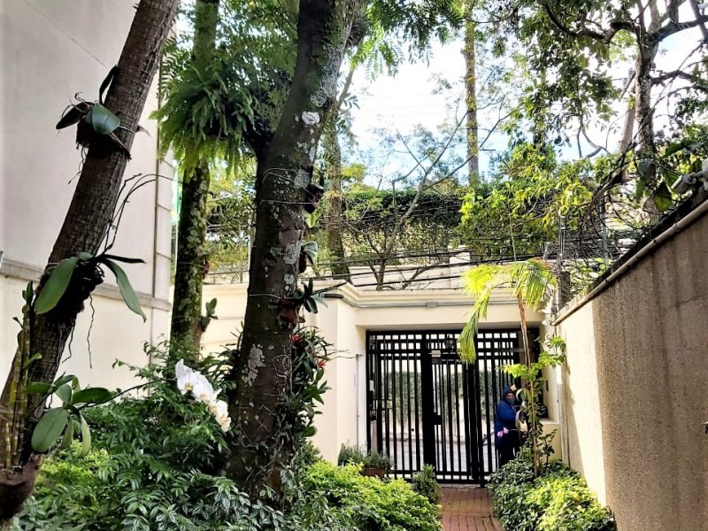 Apartamento à venda Morumbi com 53m² e 3 quartos por R$ 370.000 - 2004481843-corredor-portaria.jpg