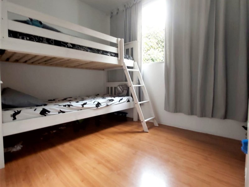 Apartamento à venda Morumbi com 53m² e 3 quartos por R$ 370.000 - 620133935-beliche-janela.jpg