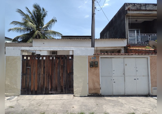 imóvel com 225m²