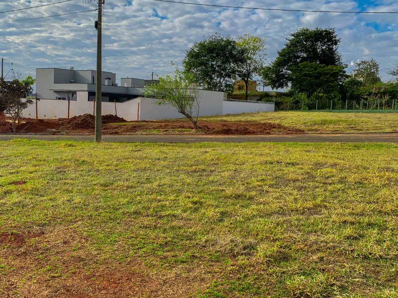 Terreno à venda AZ com 448m² e 1 quarto por R$ 177.900 - 1789123131-3ff8735a-d634-49d6-b617-aa8cb8a19a26.jpeg