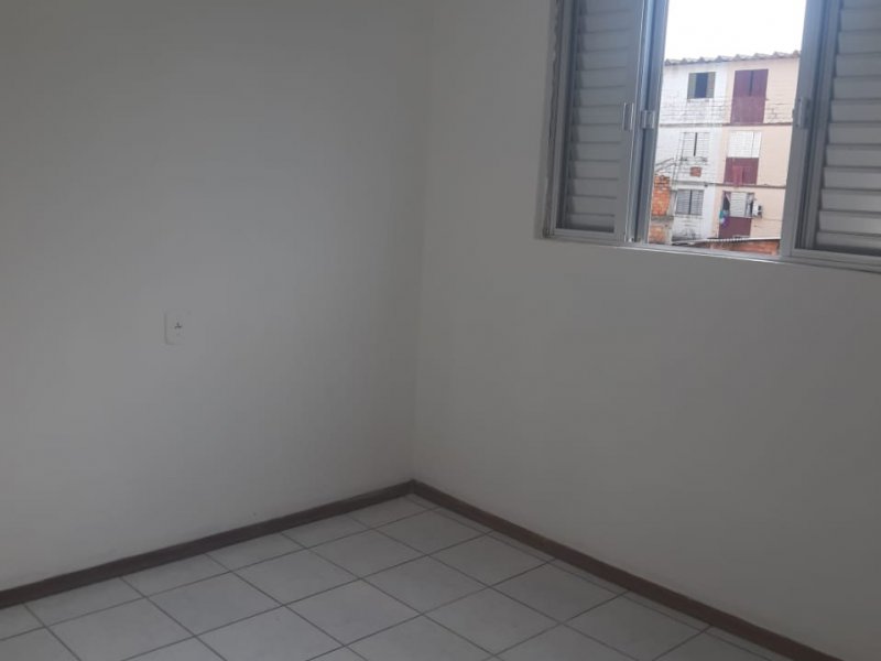 Apartamento à venda Rubem Berta com 56m² e 3 quartos por R$ 63.500 - 1345269184-whatsapp-image-2021-09-08-at-23.jpeg