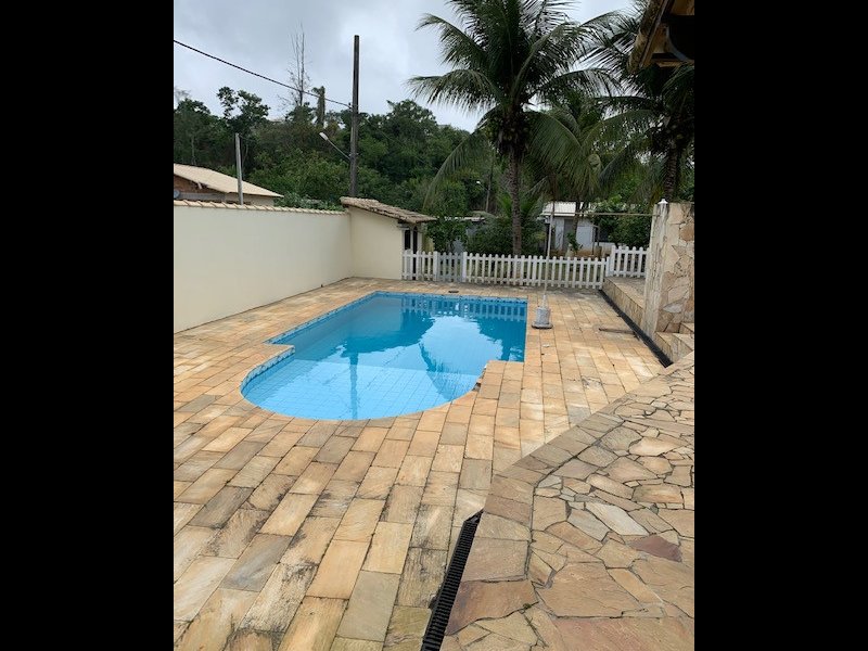 imóvel com 1100m² - Jacaroa - Maricá