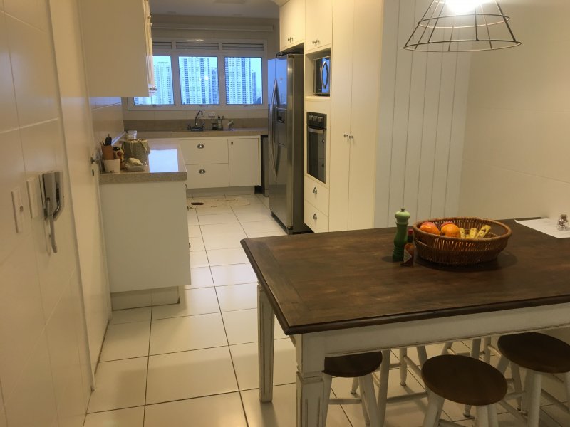 Apartamento à venda Jardim Marajoara com 223m² e 4 quartos por R$ 2.500.000 - 1066326231-image.jpg