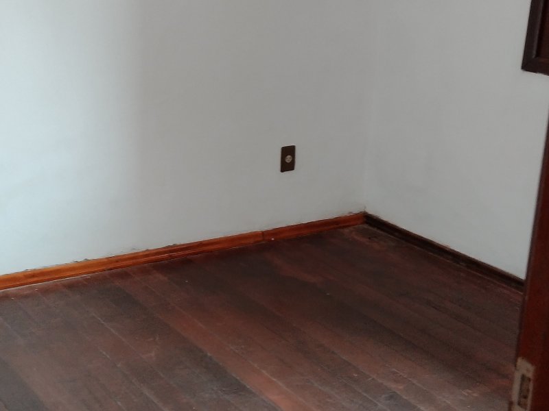 imóvel com 200m² - Tancredo Neves - Santa Maria