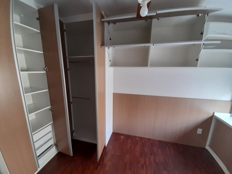Apartamento à venda Sarandi com 52m² e 2 quartos por R$ 188.000 - 819487518-20210822-161417.jpg