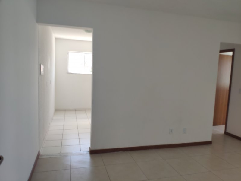 Apartamento à venda Alto da Cruz com 62m² e 3 quartos por R$ 185.000 - 1072370284-1631240768183.jpg