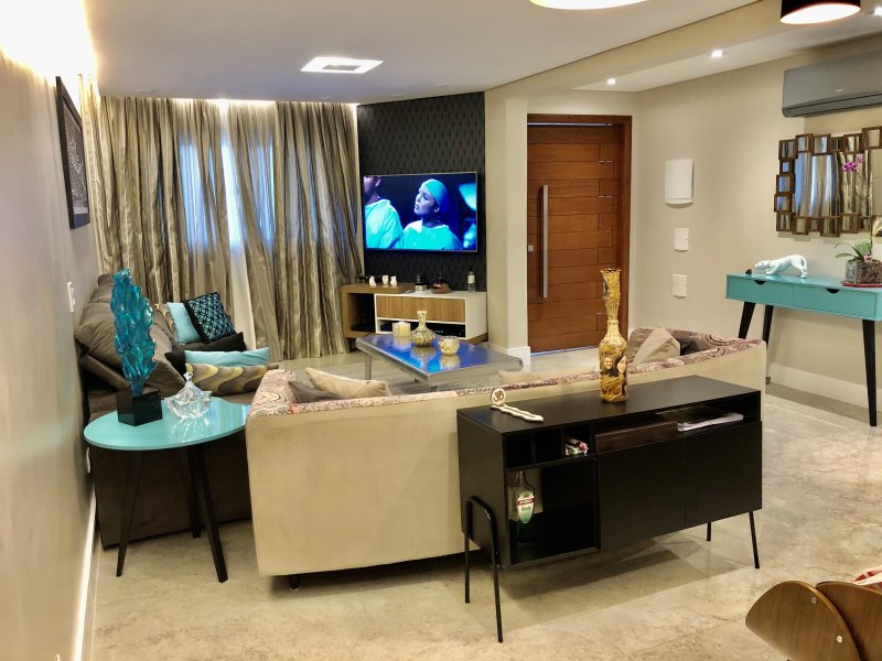 Casa à venda Vila Califórnia com 255m² e 3 quartos por R$ 990.000 - 1892567745-a01f5765-3129-4746-a972-8e4542771dc3.jpeg