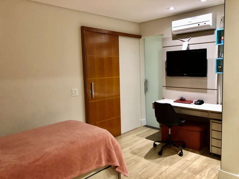 Casa à venda Vila Califórnia com 255m² e 3 quartos por R$ 990.000 - 2063333986-baf73569-2a1e-412e-afb9-9af4f6292ae4.jpeg
