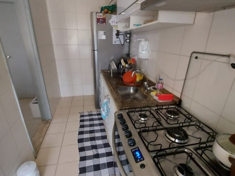 Apartamento à venda Vl. Caraguatá com 57m² e 2 quartos por R$ 290.000 - 106172183-cozinha-visao-para-geladeira-2.jpeg