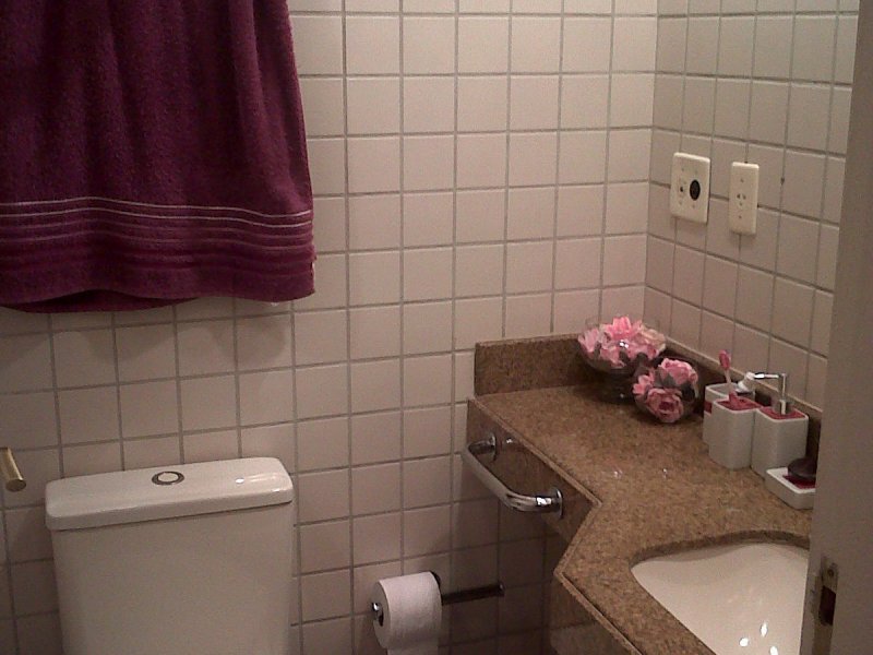 Flat à venda Itaim Bibi com 36m² e 1 quarto por R$ 700.000 - 1016269970-foto-banheiro-flat-1.jpg