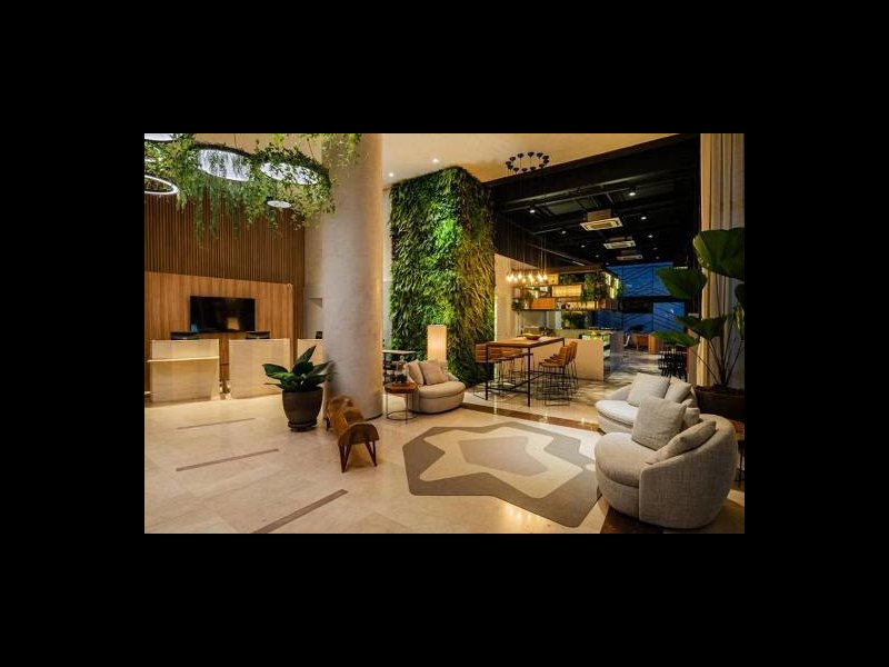 Flat à venda Itaim Bibi com 36m² e 1 quarto por R$ 700.000 - 1831423292-hall-e-entrada-do-bar.jpg