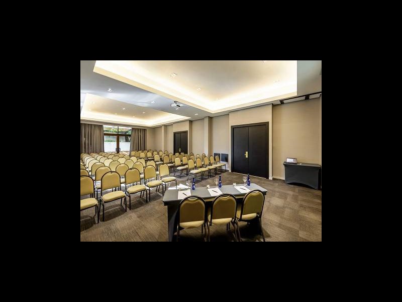 Flat à venda Itaim Bibi com 36m² e 1 quarto por R$ 700.000 - 610856768-sala-de-convencoes.jpg
