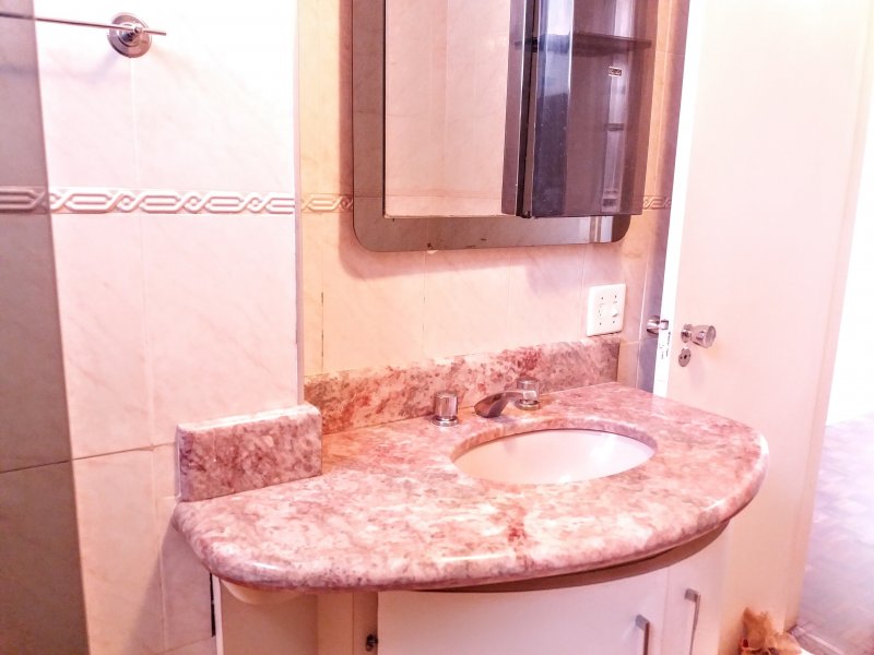 Apartamento à venda Centro com 120m² e 3 quartos por R$ 340.000 - 1405407889-banheiro-suite-3.jpg
