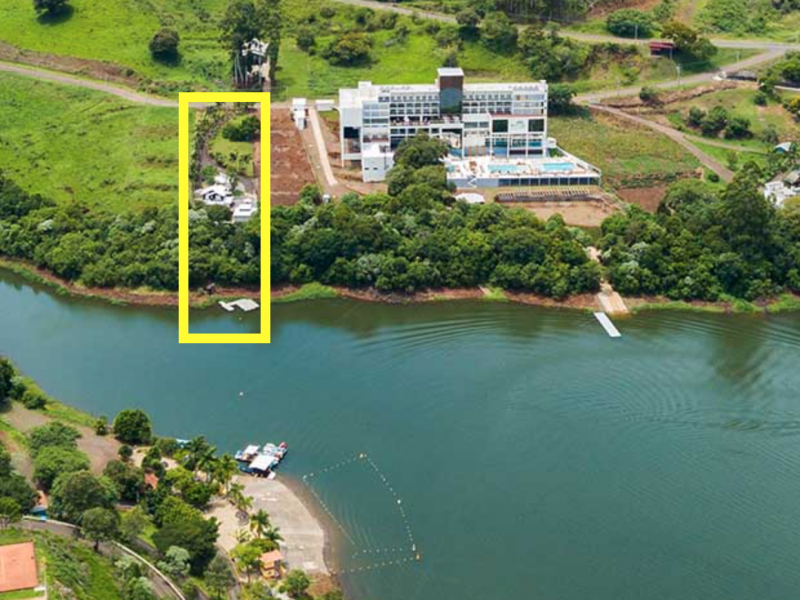 imóvel com 2100m² - Centro - Itá