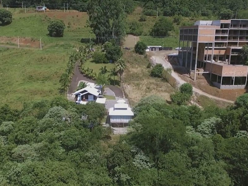 imóvel com 2100m² - Centro - Itá