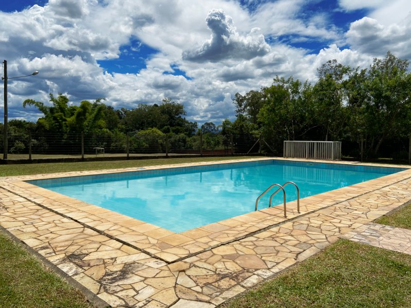 imóvel com 2500m² - Campestre - São Leopoldo