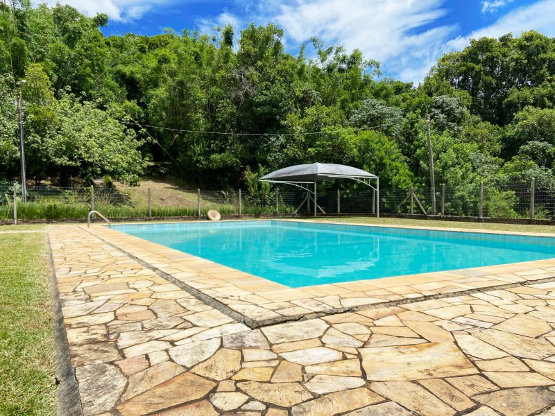 imóvel com 2500m² - Campestre - São Leopoldo