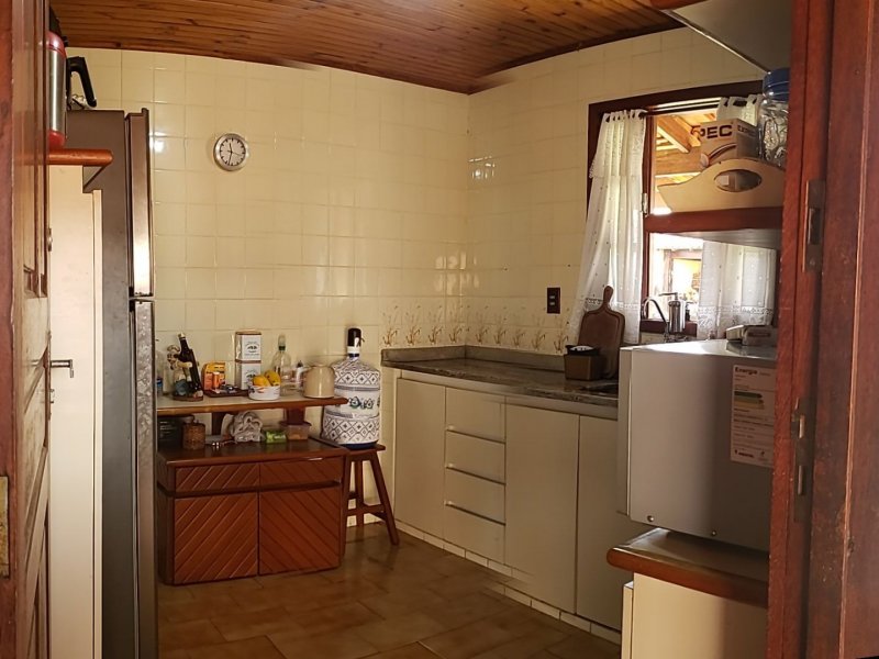 Casa de condomínio à venda Unamar com 600m² e 3 quartos por R$ 355.000 - 1213086417-aa8d85f0-89d1-418d-8101-a278b21c5a29.jpg