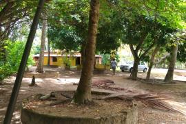 Terreno à venda Centro com 300m² - 1 dormitório -  vagas - R$ 45.000 - 1388830378-img-20190708-wa0021.jpg