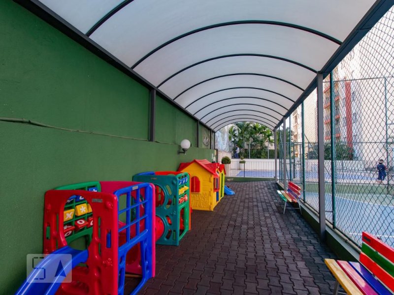 Apartamento à venda Vila Araguaia com 65m² e 3 quartos por R$ 370.000 - 1711097483-playground.jpg