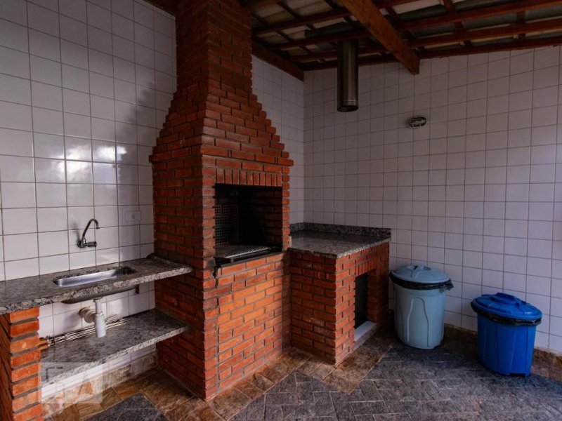 Apartamento à venda Vila Araguaia com 65m² e 3 quartos por R$ 370.000 - 813323082-churrasqueira.jpg