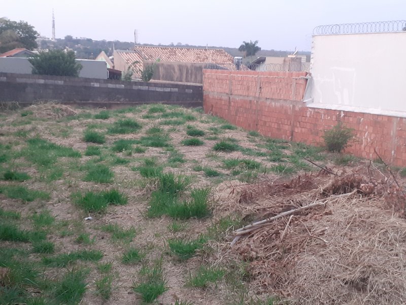 Terreno à venda Jardim Seminario com 360m² e 1 quarto por R$ 195.000 - 1847468313-20210912-173418.jpg