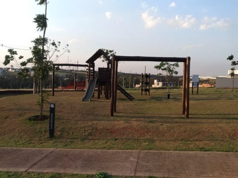 Terreno à venda Santa Rosa com 335m² e 1 quarto por R$ 240.000 - 1121454124-1639a462-16fc-4aa0-8445-55d8e26bccf9.jpg
