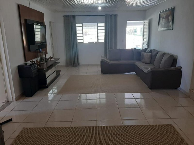 imóvel com 1420m² - Centro - Vargem Grande Paulista