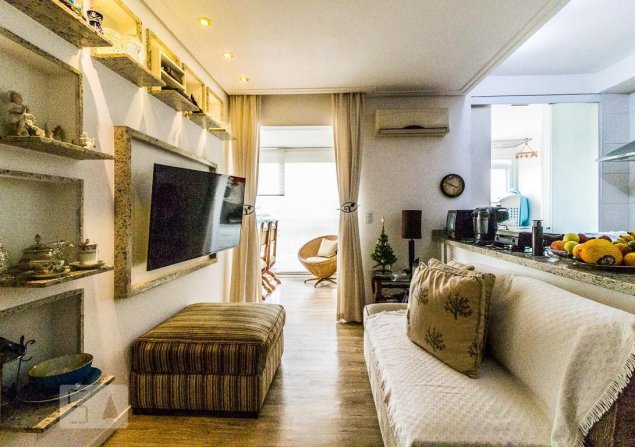 imóvel com 65m²
