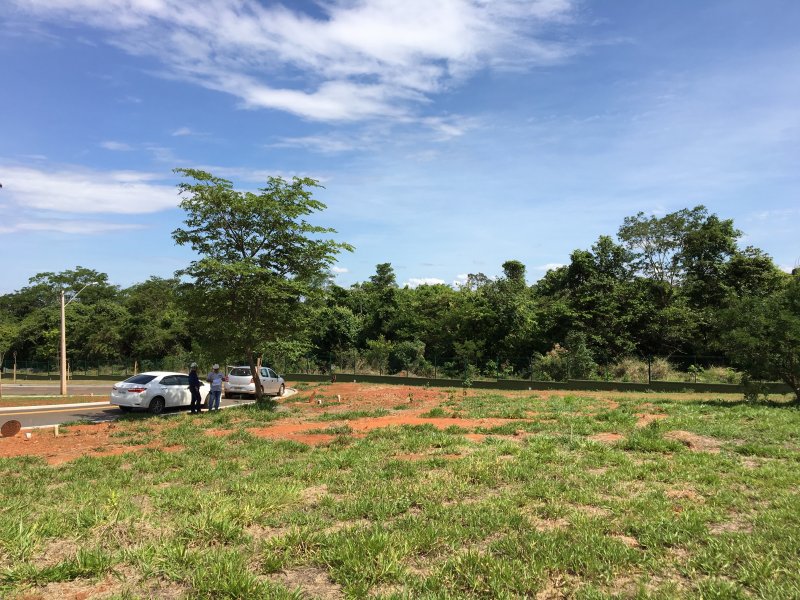 Terreno à venda Terras Alpha Residencial 1 com 703m² e 1 quarto por R$ 458.000 - 1921718527-foto-03-11-2017-15-20-01.jpg
