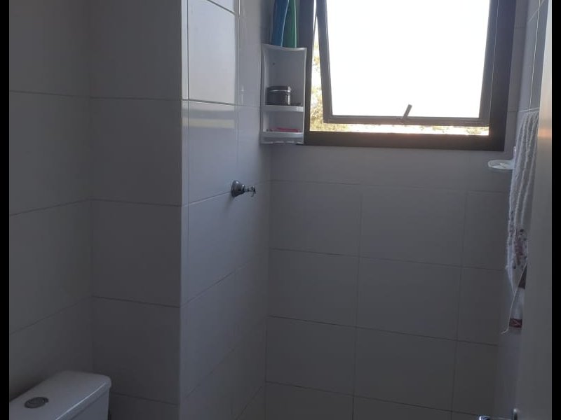 Apartamento à venda Jardim Ísis com 4863m² e 2 quartos por R$ 190.000 - 1776805423-banheiro-4.jpeg