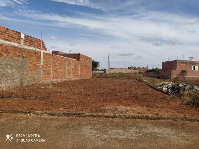 Terreno à venda CIDADE DAS FLORES com 231m² e 1 quarto por R$ 30.000 - 1169112718-img-20210606-wa0013.jpg
