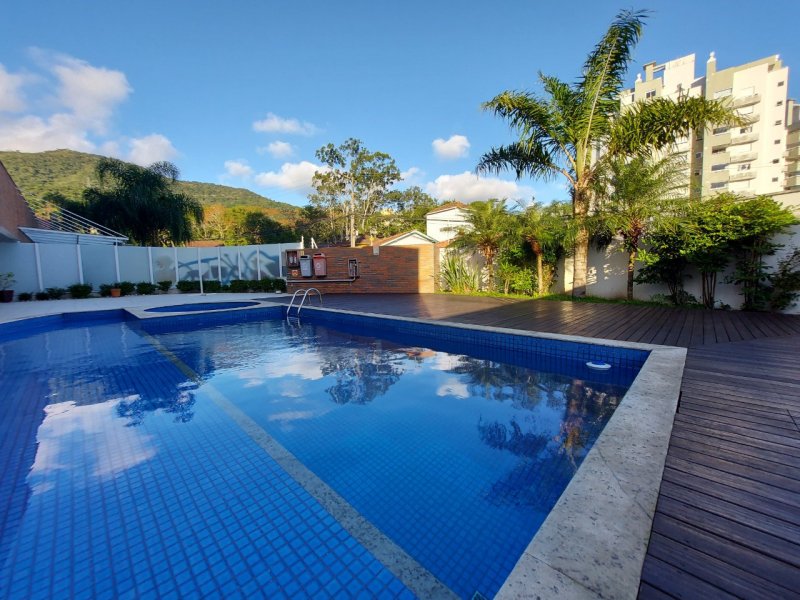 imóvel com 70m² - Itacorubi - Florianópolis