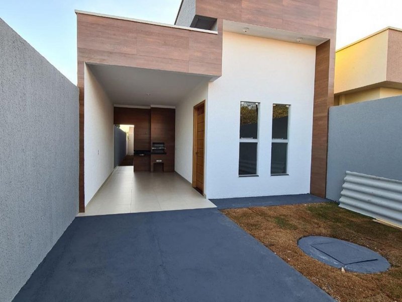 Casa à venda Jardim Planalto Verde com 200m² e 2 quartos por R$ 200.000 - 1339153279-frente.jpeg