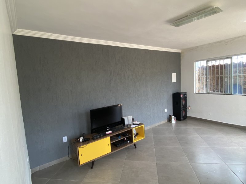 Casa à venda Centro com 170m² e 2 quartos por R$ 320.000 - 1534118641-c53ff117-a6d5-4879-9587-1acea48aebb8.jpeg