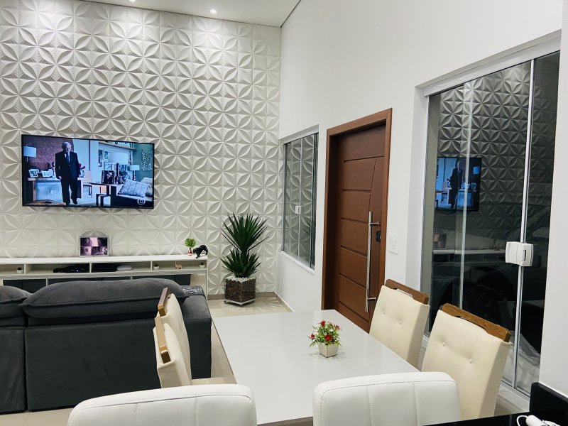 Casa à venda Jardim Icaraíba com 134m² e 3 quartos por R$ 710.000 - 1626324246-a804d839-0a53-4ad1-b8fd-2c9221b0a5f1.jpeg