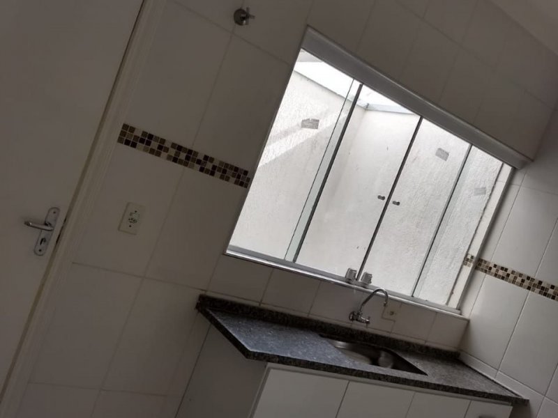 Comercial para alugar Centro com 220m² e 1 quarto por R$ 4.900 - 1028091580-foto-loc-1-coz-com-gabinete.jpg