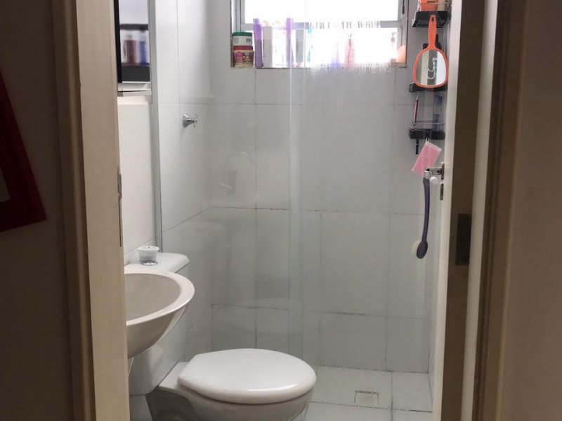 Apartamento à venda Distrito Industrial Miguel Abdelnur com 48m² e 2 quartos por R$ 180.000 - 1550682361-banheiro01.jpeg