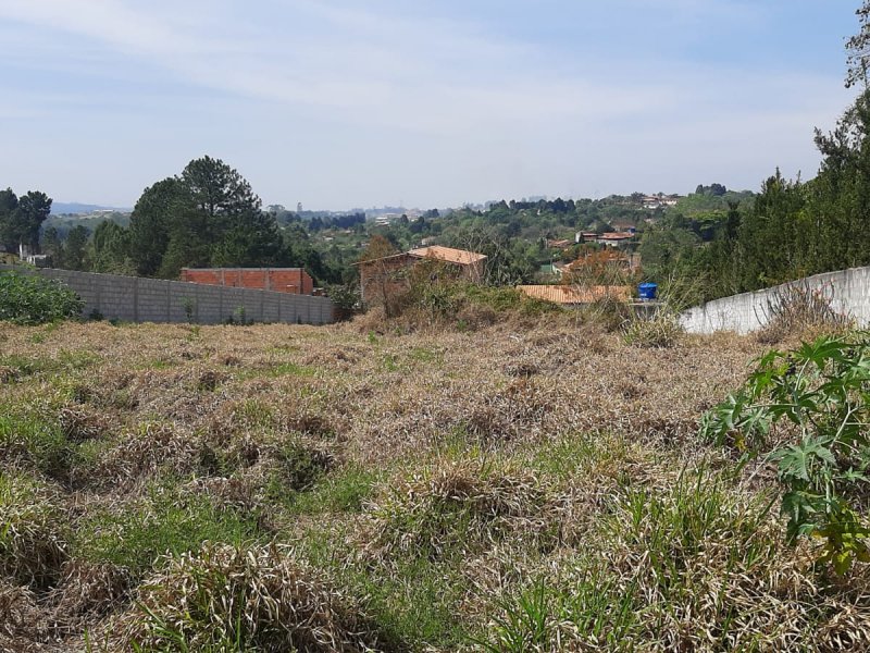 imóvel com 1350m² - Puris - Ibiúna