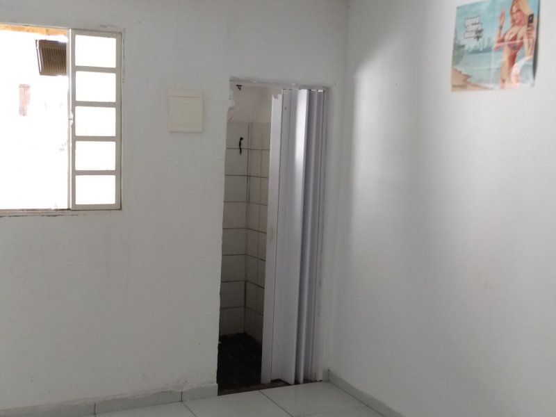 Casa à venda Parque Imperial com 102m² e 2 quartos por R$ 210.000 - 1080462616-img-20200316-091933257.jpg