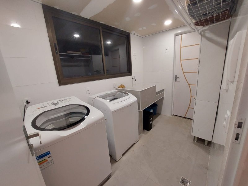 Apartamento à venda Recreio dos Bandeirantes com 195m² e 4 quartos por R$ 1.400.000 - 1111366451-24-foto-area-serv.jpeg