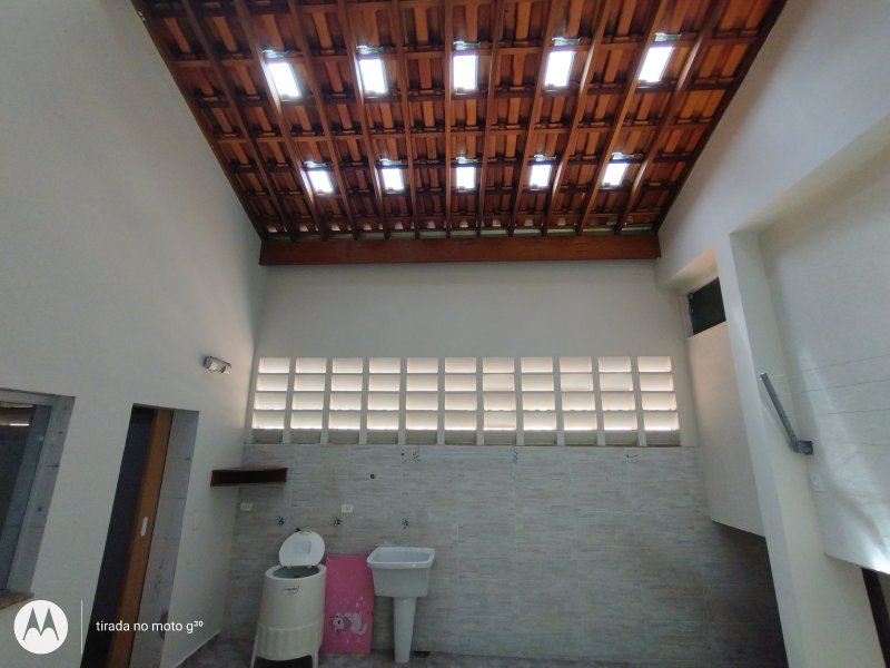 Casa à venda Santa Terezinha com 233m² e 2 quartos por R$ 325.000 - img-20211013-105808955.jpg