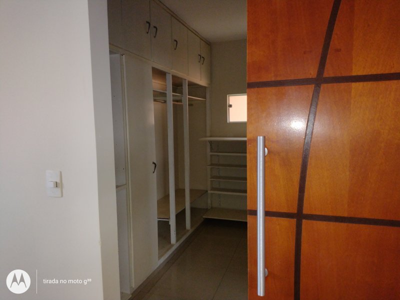 Casa à venda Santa Terezinha com 233m² e 2 quartos por R$ 325.000 - img-20211013-110945577.jpg