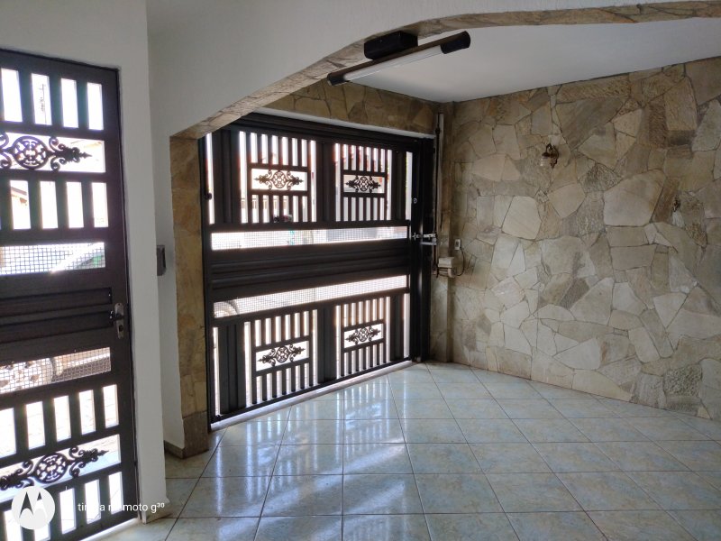 Casa à venda Santa Terezinha com 233m² e 2 quartos por R$ 325.000 - img-20211013-111719019.jpg