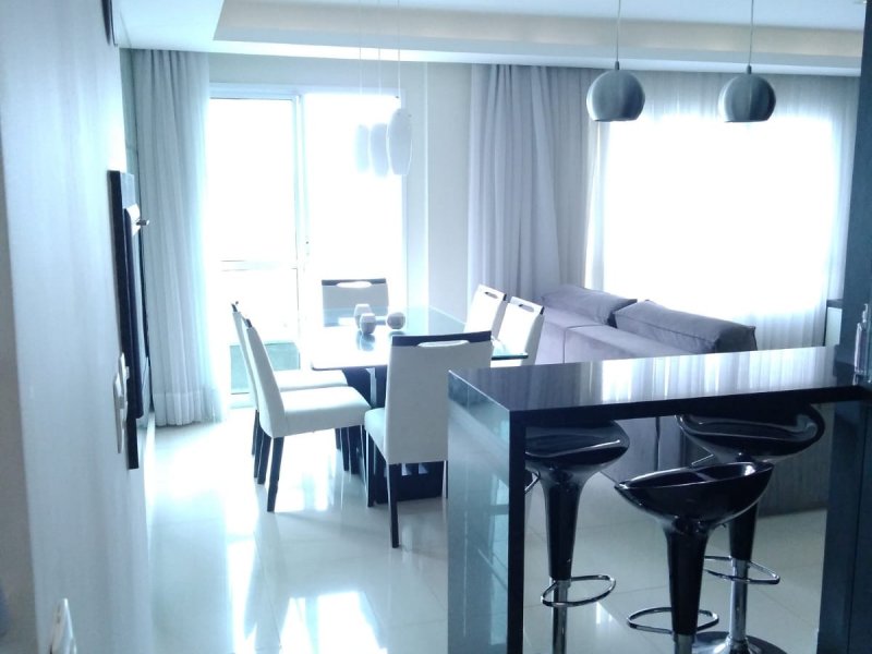 imóvel com 72m² - Água Verde - Curitiba