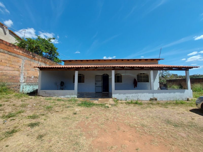 Casa de condomínio à venda Centro com 777m² e 1 quarto por R$ 800.000 - 340092451-whatsapp-image-2021-09-21-at-22.jpeg
