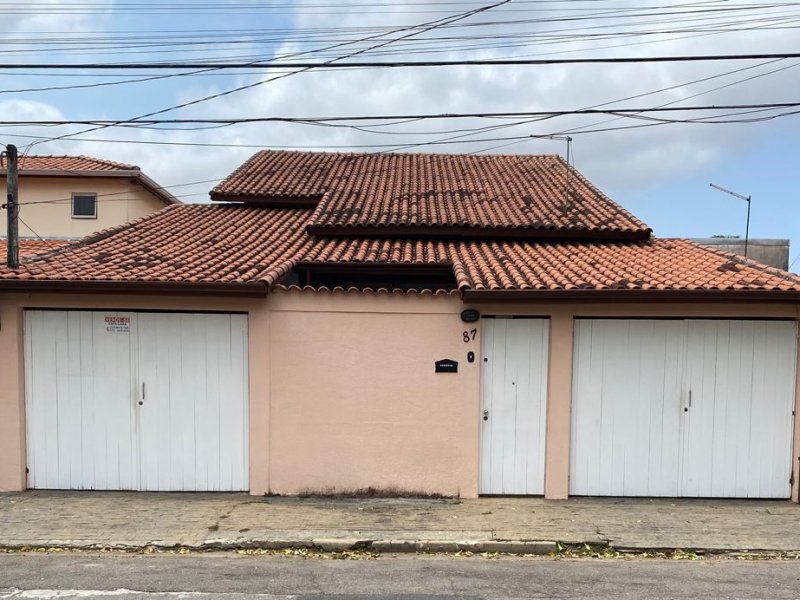 Casa à venda Bosque dos Eucaliptos com 200m² e 4 quartos por R$ 760.000 - 1138143720-casa-1.jpeg