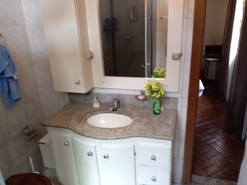 Casa à venda Goiânia com 354m² e 3 quartos por R$ 650.000 - 1426546406-4.jpg